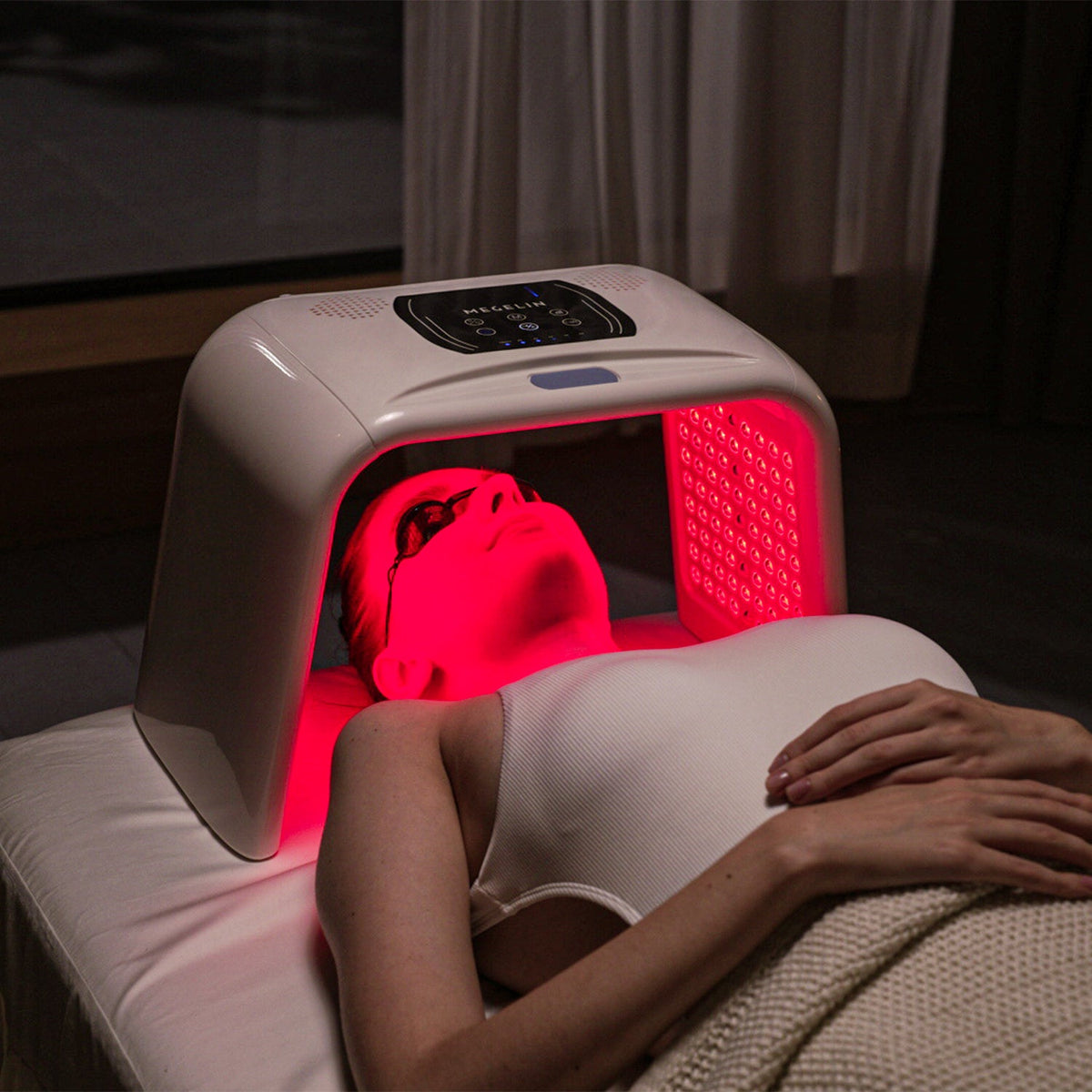 Megelin LED Light Therapy Machine Upgraded